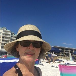 Meet your Posher, Renee